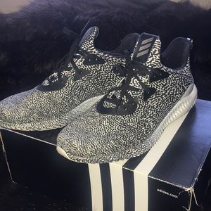 Adidas Alphabounce Aramis